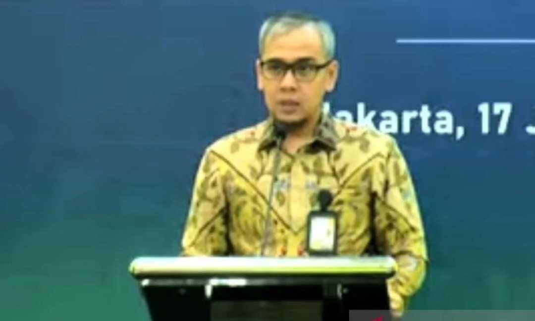 Direktur Pembinaan Pengusahaan Mineral, Direktorat Jenderal Mineral dan Batubara (Ditjen Minerba), Kementerian ESDM Cecep Mochammad Yasin saat memberikan sambutan pada acara Dialog Mineral Kritis yang diselenggarakan oleh Indef di Jakarta, Rabu (17/6/2026). ANTARA/Khaerul Izan.