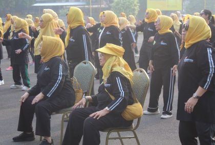 Senam Lansia Pengajian Al-Hidayah